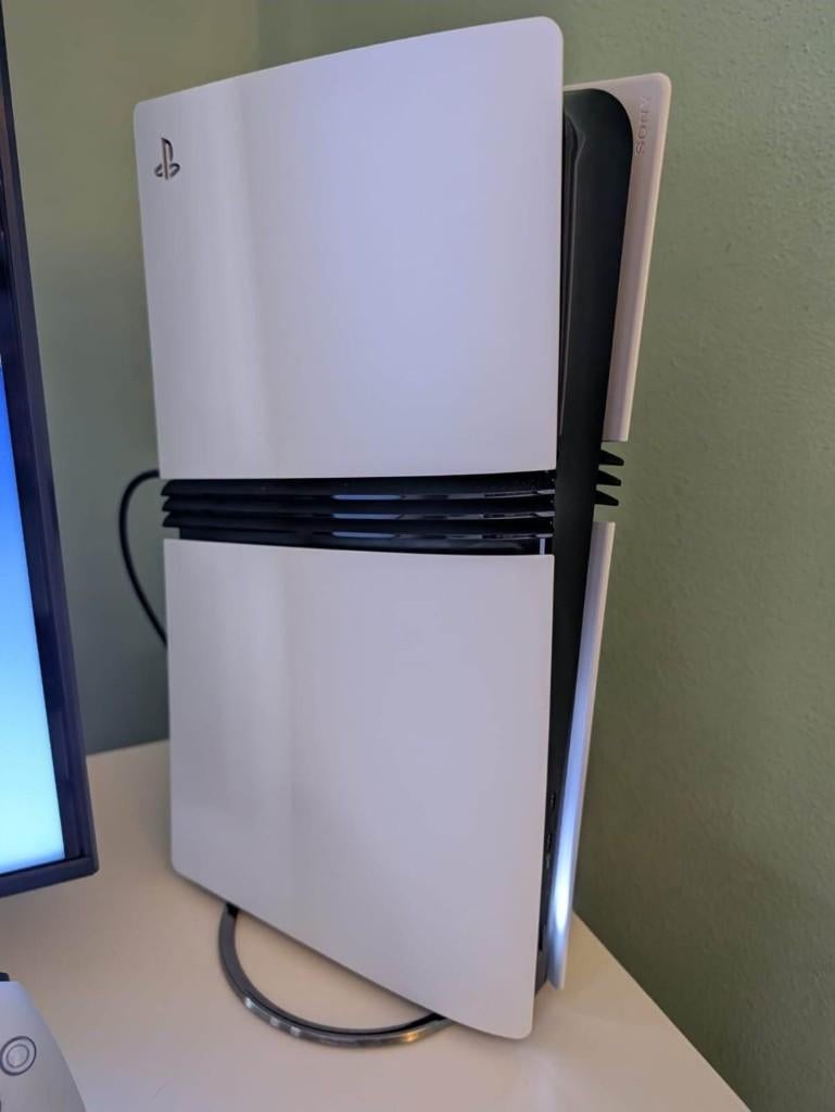 PS5 Pro + Disc Drive & Vertical Stand Complete Set, Spelcomputers en Games, Spelcomputers | Sony PlayStation 5, Zo goed als nieuw