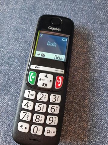 Giga telefoon beschikbaar voor biedingen