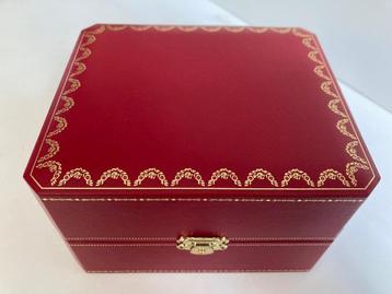 WD-023 vintage CARTIER rode sieraden, horlogedoos beschikbaar voor biedingen