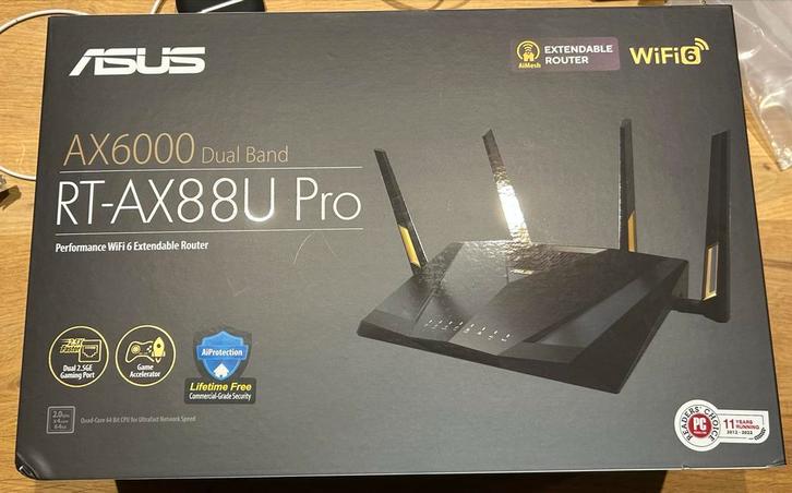 Asus RT-AX88U Pro - ZGAN - AX88U PRO, Computers en Software, Routers en Modems, Zo goed als nieuw, Router, Ophalen of Verzenden