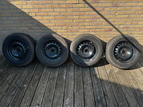 Stalen Velgen Toyota Auris, Auto-onderdelen, Banden en Velgen, Velg(en), Winterbanden, 15 inch, 195 mm, Personenwagen, Gebruikt