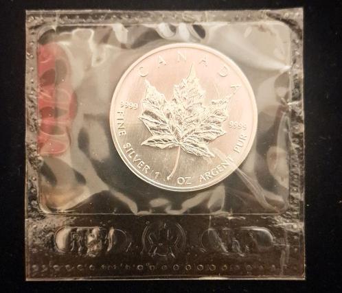 Canadian Maple Leaf 1 oz 2004 Zilver UNC, Postzegels en Munten, Edelmetalen en Baren, Zilver, Ophalen of Verzenden