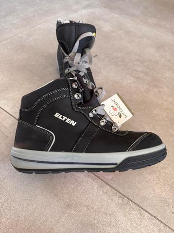 Te koop elton veiligheidsschoenen mt42 beschikbaar voor biedingen
