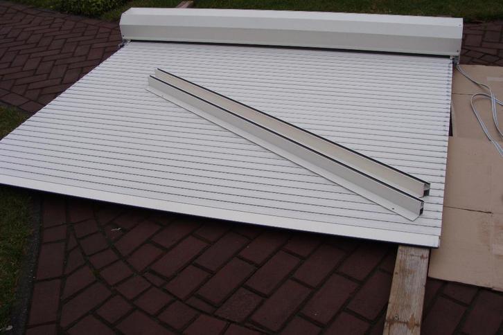 Elektrisch rolluik met Somfy motor +handbediend rolluik, Doe-het-zelf en Verbouw, Rolluiken, Zo goed als nieuw, 150 tot 200 cm