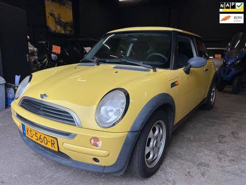 Mini Mini 1.6 One / knalgeel keurige auto ! (stuurpomp def), Auto's, Mini, Bedrijf, Te koop, One, Benzine, Euro 4, Hatchback, Handgeschakeld