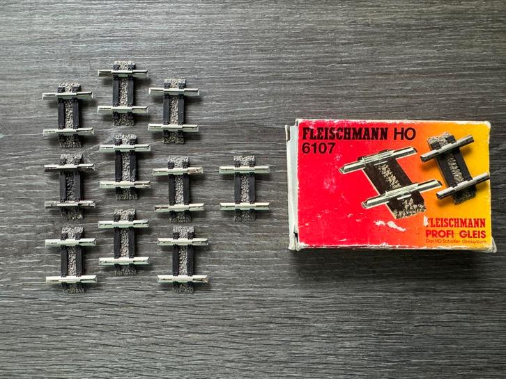 Fleischmann Profi rails, 10 stuks 6107 in OVP (nieuwstaat), Hobby en Vrije tijd, Modeltreinen | H0, Zo goed als nieuw, Rails, Gelijkstroom