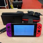 Nintendo Switch V2 in nette staat met accessoires, Spelcomputers en Games, Spelcomputers | Nintendo Switch, Flex Ltd., Zo goed als nieuw