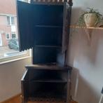 Oude hoekkast met houtsnijwerk, Antiek en Kunst, Antiek | Meubels | Kasten, Ophalen