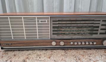 Vintage Philips radio uit 1972 beschikbaar voor biedingen