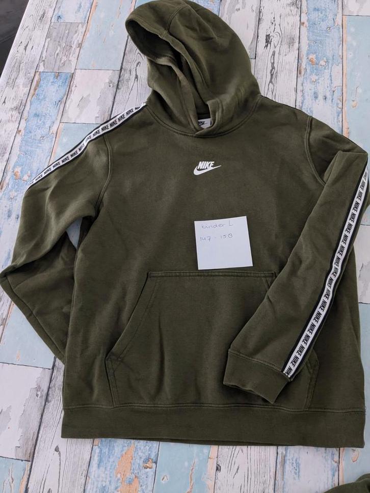 Kinder Nike pak ZGAN, Kinderen en Baby's, Kinderkleding | Maat 146, Zo goed als nieuw, Jongen of Meisje, Ophalen of Verzenden