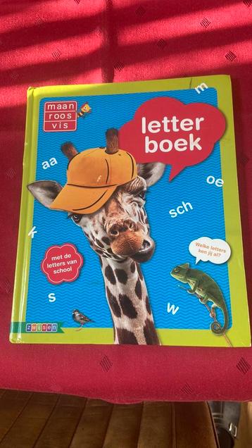 Letterboek maan roos vis beschikbaar voor biedingen