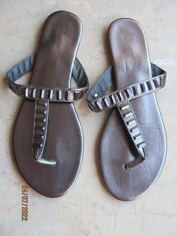 NIEUW metallic brons TEENSLIPPERS Flipflop HUNKEMOLLER 38 39 beschikbaar voor biedingen