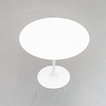 1 Arper Dizzie bijzet tafel Wit 50 cm beschikbaar voor biedingen