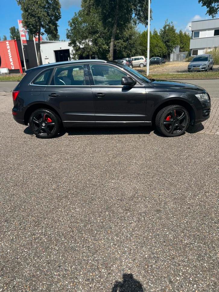 Audi Q5 2.0 Tfsi Quattro 2010 Grijs, Auto's, Audi, Particulier, Q5, Benzine, C, SUV of Terreinwagen, Handgeschakeld, Origineel Nederlands