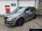 Volkswagen Touran 1.4 TSI Cross Verlaagd | 17 inch | 5Pers., Voorwielaandrijving, Gebruikt, 4 cilinders, 1507 kg