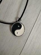 Yin yang ketting, Sieraden, Tassen en Uiterlijk, Kettingen, Ophalen of Verzenden, Gebruikt, Overige kleuren