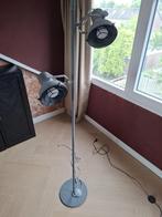 Vloerlamp, industrieel, Huis en Inrichting, Lampen | Vloerlampen, Ophalen, Zo goed als nieuw, Metaal, 150 tot 200 cm