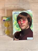 John Lennon pruik en bril - nieuw, Ophalen of Verzenden, Nieuw, Overige thema's, Accessoires