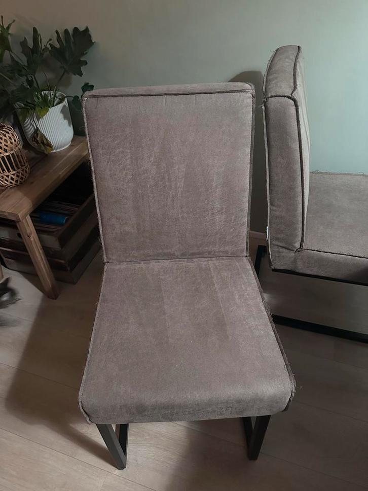 RV Design Eetkamerstoelen - Set van 4, Huis en Inrichting, Stoelen, Gebruikt, Vier, Stof, Grijs, Ophalen