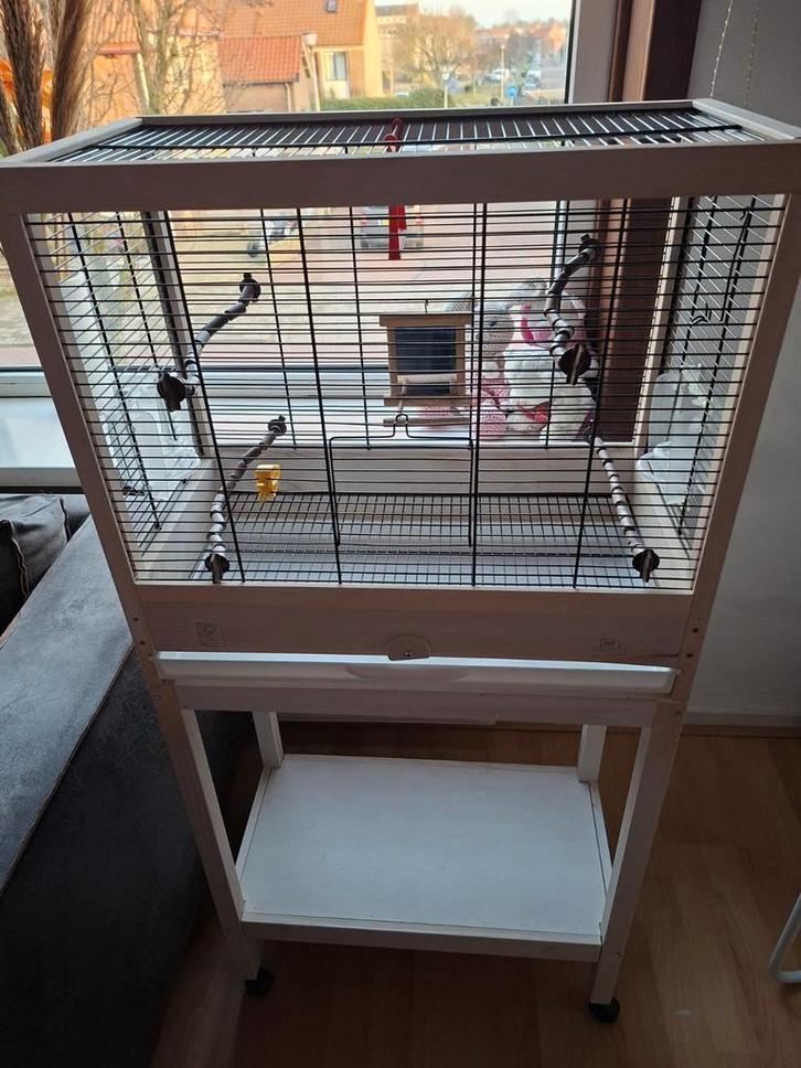 Ferplast vogelkooi giulietta 4 plus standaard, Dieren en Toebehoren, Vogels | Hokken en Kooien, Zo goed als nieuw, Vogelkooi, Metaal