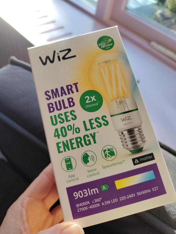 WiZ smart bulb slimme lamp E27, Huis en Inrichting, Lampen | Losse lampen, Led-lamp, Minder dan 30 watt, E27 (groot), Ophalen