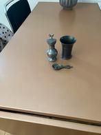 Tin beker, lepel en kannetje, Ophalen