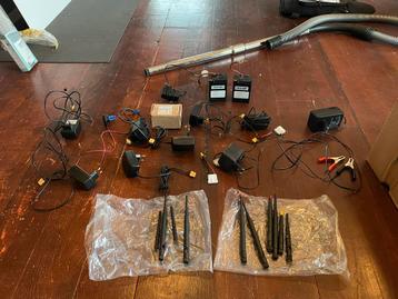 Voerboot lithium accu laders - fishfinder antennes ✅✅✅  beschikbaar voor biedingen
