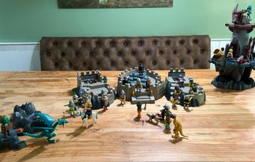 Playmobil verzameling ridders, draken en kasteel beschikbaar voor biedingen
