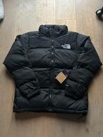 The North Face 1990 Nuptse 007 Zwart, Verzenden, Nieuw, Maat 48/50 (M), Zwart
