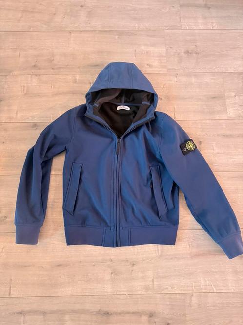Stone Island Soft Shell Jacket - Jas Donkerblauw, Kleding | Heren, Jassen | Zomer, Zo goed als nieuw, Maat 52/54 (L), Blauw, Ophalen of Verzenden
