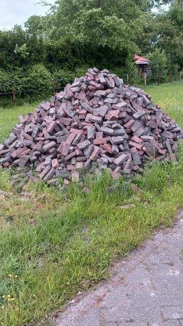 45m³ handvorm kleigebakken waaltjes  beschikbaar voor biedingen