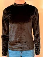 Zwarte velvet top met lange mouwen 146-152, WE, Meisje, Nieuw, Ophalen of Verzenden