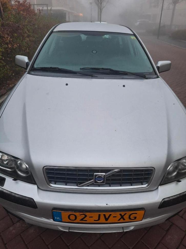 Volvo V40 1.8 2002 Grijs, Auto's, Volvo, Particulier, V40, Benzine, C, Stationwagon, Handgeschakeld, Origineel Nederlands, Zilver of Grijs