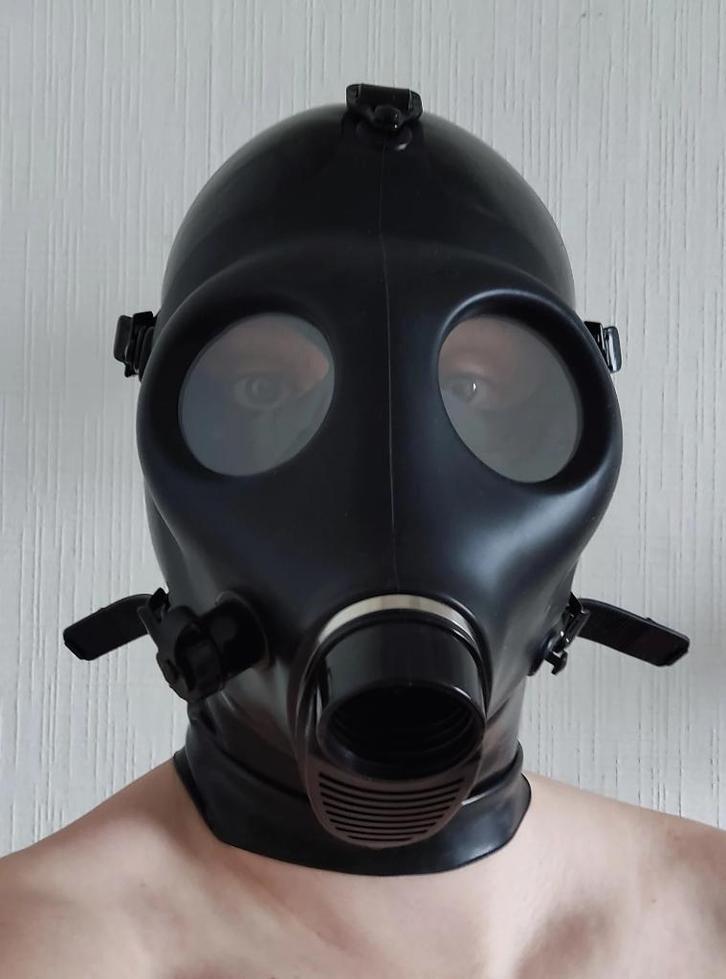 Zwart gasmasker / gas masker festival feest, Hobby en Vrije tijd, Feestartikelen, Nieuw, Feestartikel, Verzenden