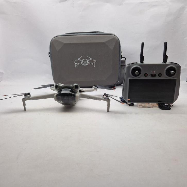 DJI Mini 4 Pro Met Pro Controller || Nu maar €699.99, Audio, Tv en Foto, Drones, Ophalen of Verzenden