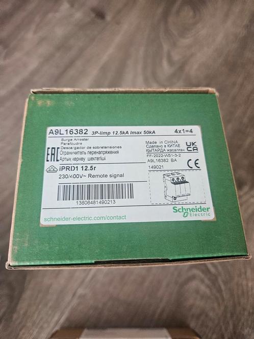 Schneider A9L16382, Doe-het-zelf en Verbouw, Elektra en Kabels, Nieuw, Ophalen of Verzenden