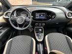 Toyota Aygo X 1.0 VVT-i S-CVT AUTOMAAT|ACC/CARPLAY/CAMERA|KM, Auto's, Gebruikt, Bruin, 4 stoelen, LED verlichting