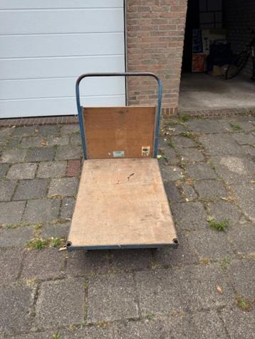 Trolley beschikbaar voor biedingen
