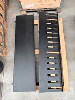 Prachtige stalen wijn  2x muurschappen grooedrcoat 130x33cm, Huis en Inrichting, Woonaccessoires | Wijnrekken, Ophalen, Zo goed als nieuw