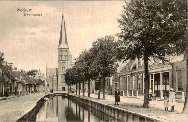 Workum - Dwarsnoord, Verzamelen, Ansichtkaarten | Nederland, Ongelopen, Friesland, Voor 1920, Ophalen of Verzenden