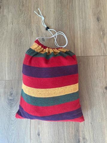 Hangmat ca. 110 x 185 beschikbaar voor biedingen