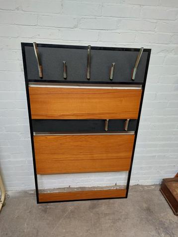 Vintage kapstok, wandkapstok  beschikbaar voor biedingen
