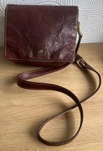 The Bridge. Klein leren crossbody/schoudertasje., Sieraden, Tassen en Uiterlijk, Tassen | Schoudertassen, Verzenden, Zo goed als nieuw