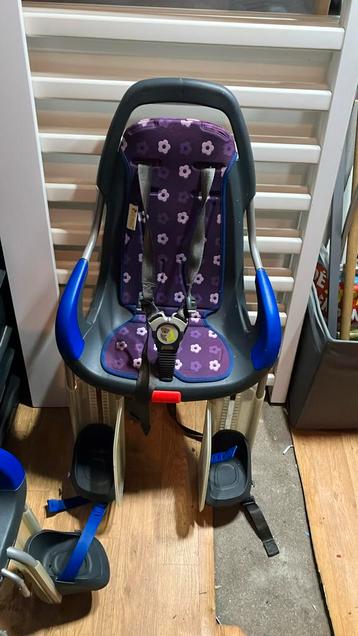 50€ qibbel stoelen voircen achter plus windscherm  beschikbaar voor biedingen