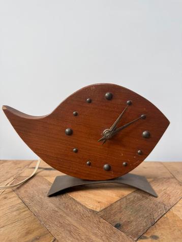 NUFA vintage klok beschikbaar voor biedingen