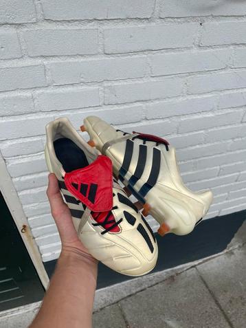 Adidas Predator Mania 42 2/3 beschikbaar voor biedingen