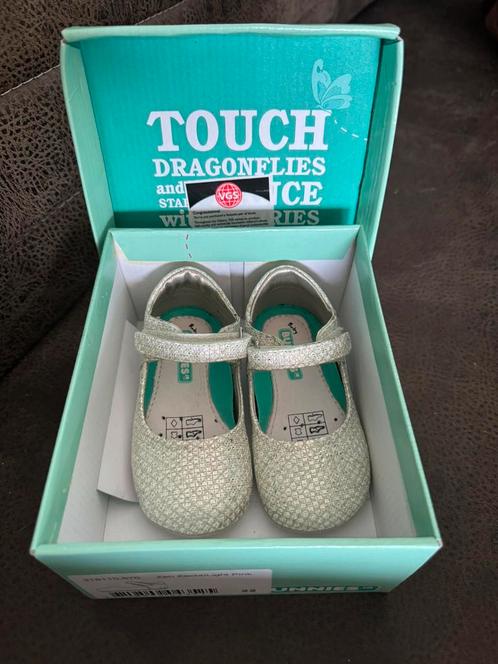 Gloednieuwe bunnies t-band meisjes schoenen schoentjes leer, Kinderen en Baby's, Babykleding | Schoentjes en Sokjes, Nieuw, Meisje