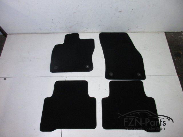 VW Touran 5TA Mattenset 7-Persoons NIEUW 5TA864450, Auto-onderdelen, Interieur en Bekleding, Gebruikt, Ophalen of Verzenden