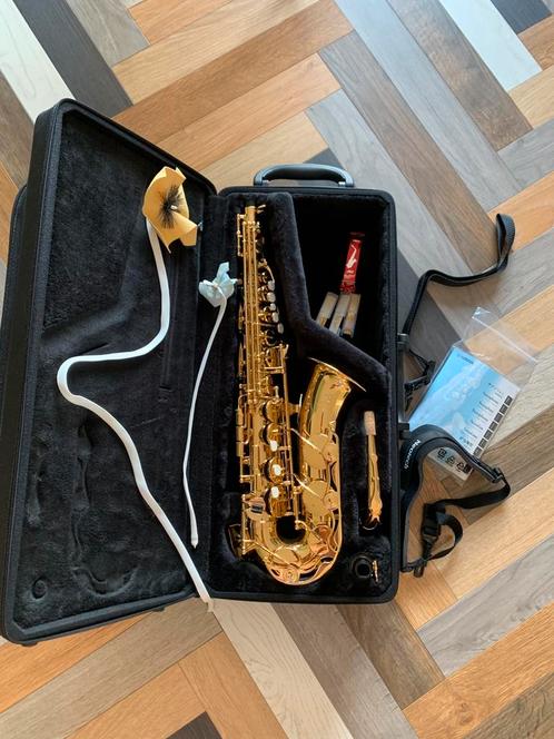Yamaha Yas 280 alt saxofoon compleet met rugtas koffer, Muziek en Instrumenten, Blaasinstrumenten | Saxofoons, Zo goed als nieuw