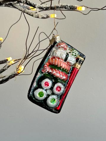 Kerst ornament sushi van vondels beschikbaar voor biedingen